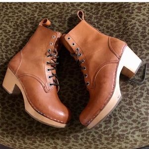 ISO lace up swedish hasbeens clog boots